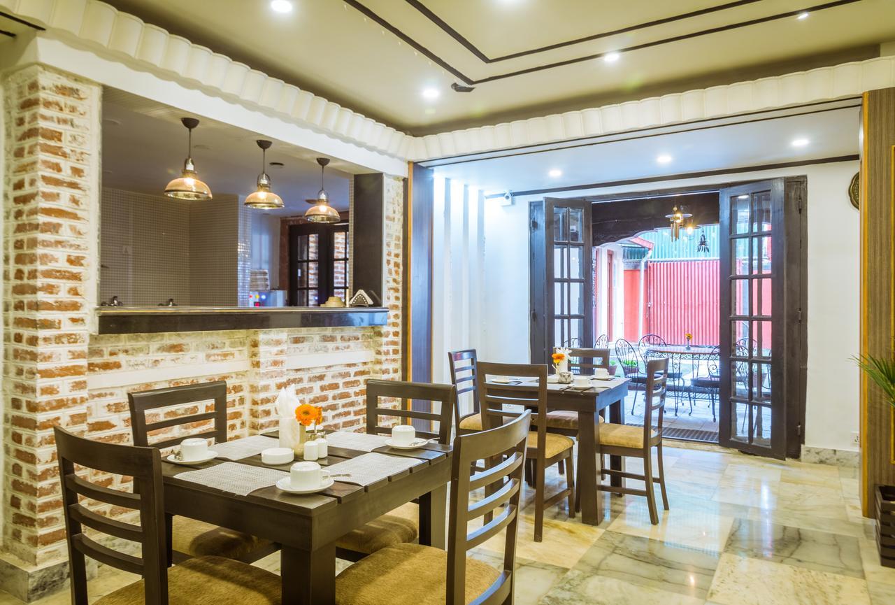 Harati Manor Inn Katmandu Kültér fotó
